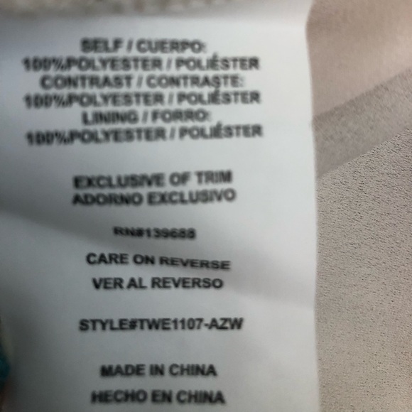 Altar’d State Size Small Sleeveless Ivory Golden Sequin Top New - Picture 10 of 12